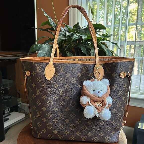 New TEDDY BEAR HOODIE Bag Charm White and Brown🧸 - Picture 5 of 7